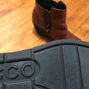Ecco leather ankle boots